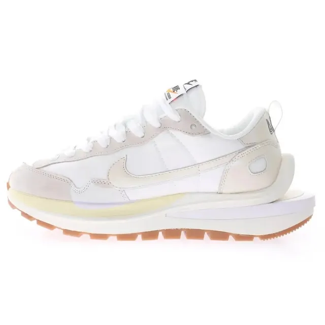 Nike × Sacai LDWaffle