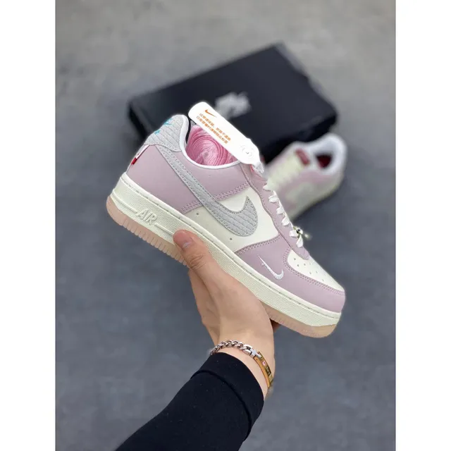 Nike Air Force 1 Low Pastel Pink