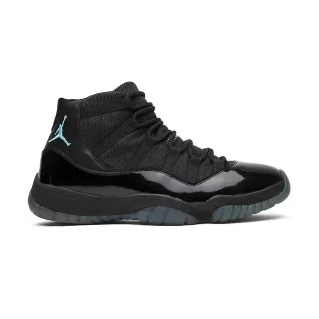 Air Jordan 11 Concord
