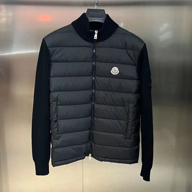 Moncler Puffer Vest Jacket Contrast Sleeve