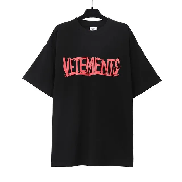 Vetements Graphic Tee Distressed Logo