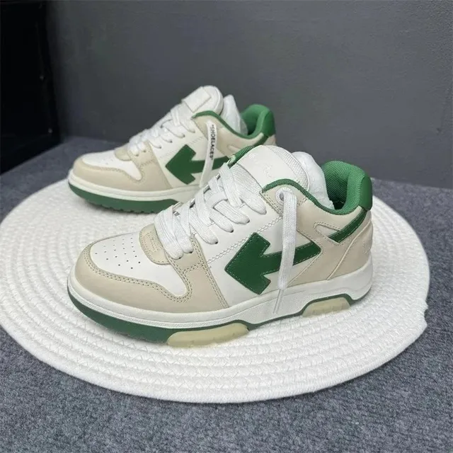 Off-White Runner Green Arrow