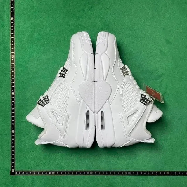 16号白猫308497-100