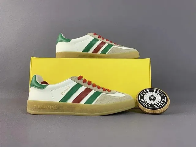Gucci Gazelle Green Red Stripe