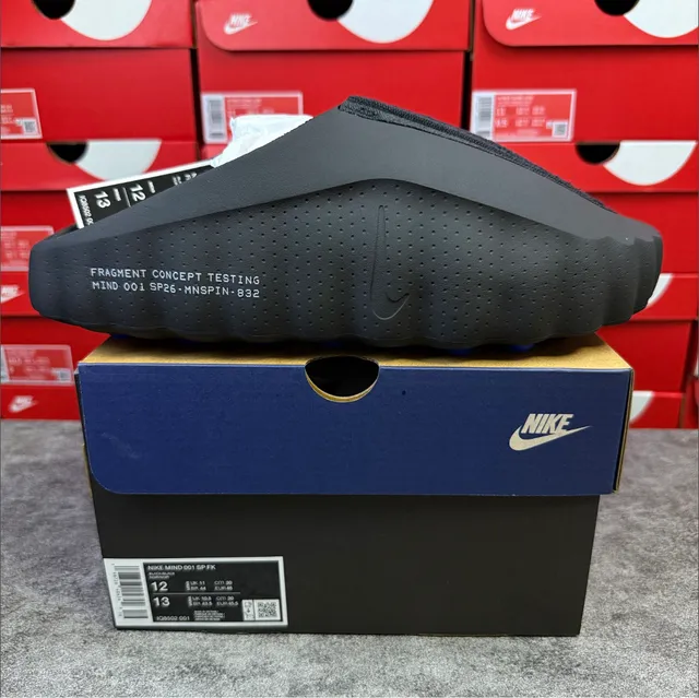 IQ8502-001（Fragment Black）