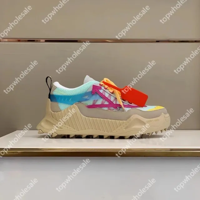 Off-White Runner Multi-Color