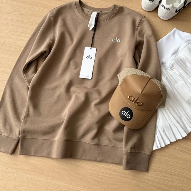 Alo Yoga Crewneck Sweatshirt Logo Embroidered
