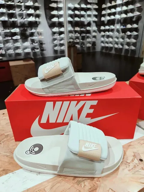 Nike Benassi JDI Slide Light Bone