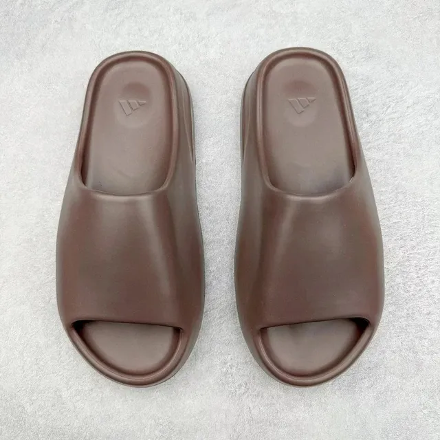 LW B品拖鞋 深棕 G55495