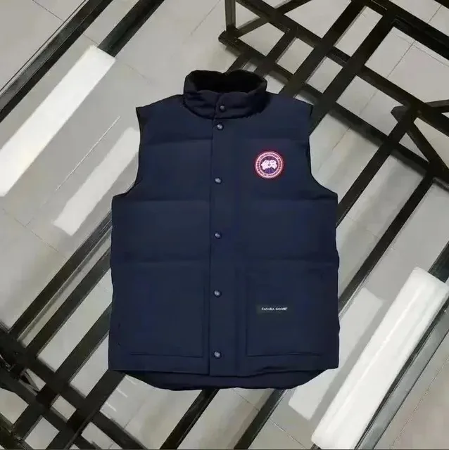 Canada Goose Puffer Vest Classic Fit