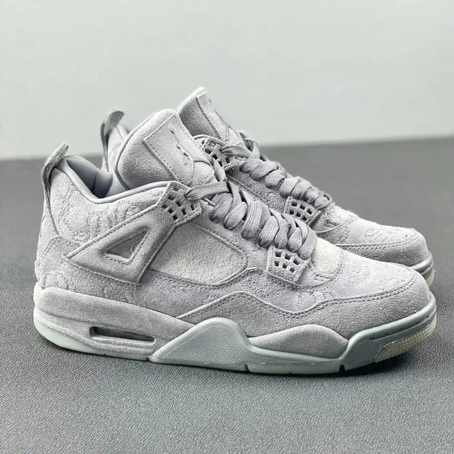 Kaws
