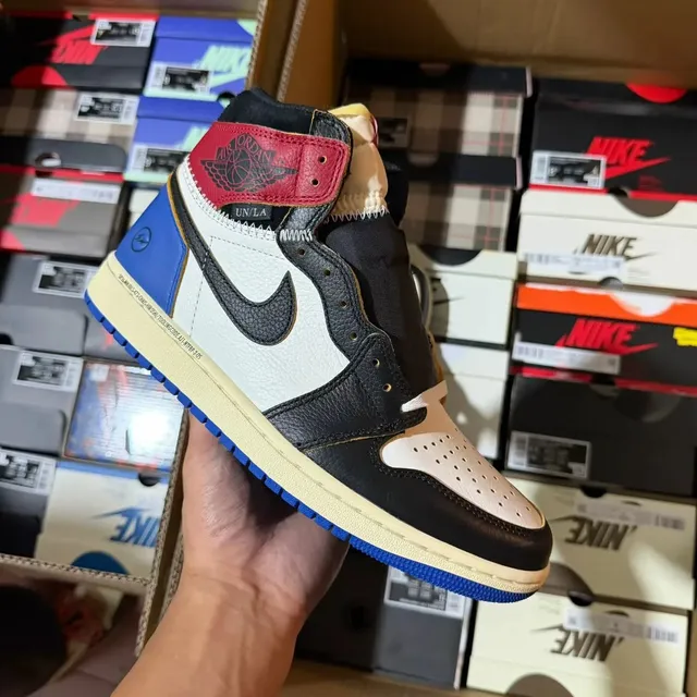 PK AJ1 UN X Fragment红白蓝IO7847-002