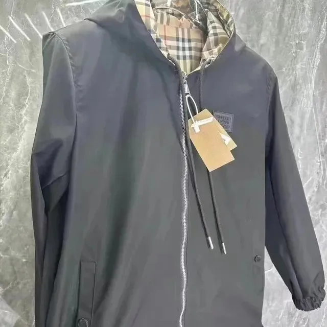 Burberry Hooded Windbreaker Check Lining