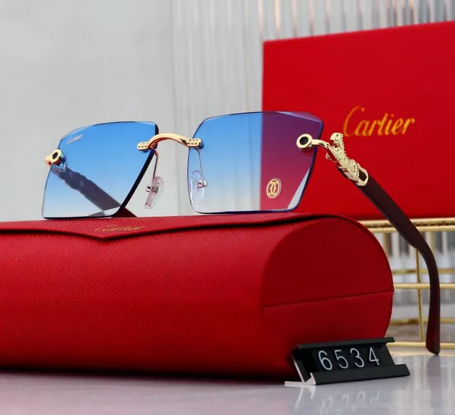 Cartier Sunglasses Gradient Lens with Gold Hardware