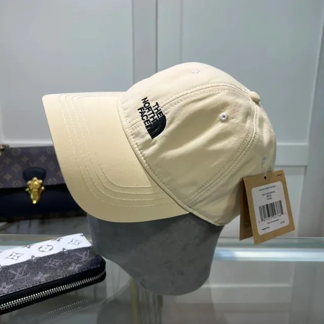 The North Face Base Camp Hat Salty Dog Beige