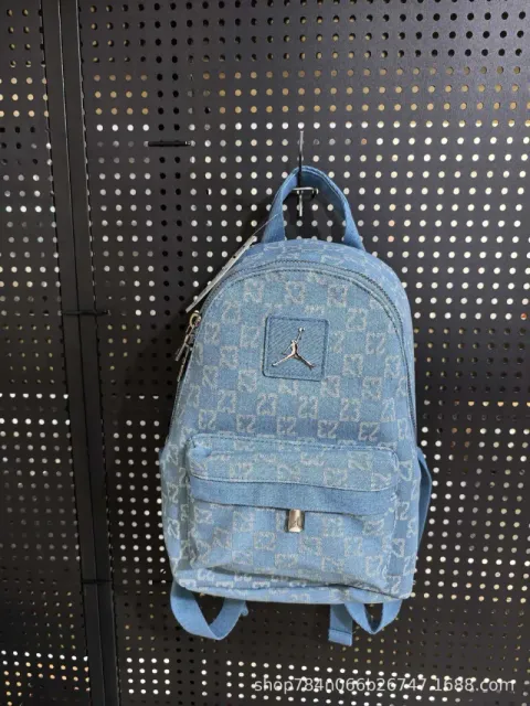 中号浅牛仔蓝