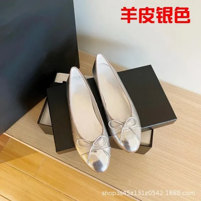 银色