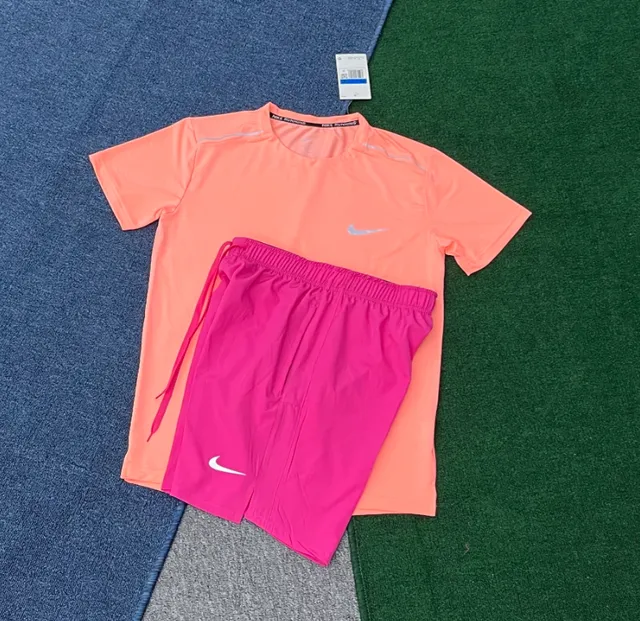 Nike Training Set Vibrant Orange and Pink