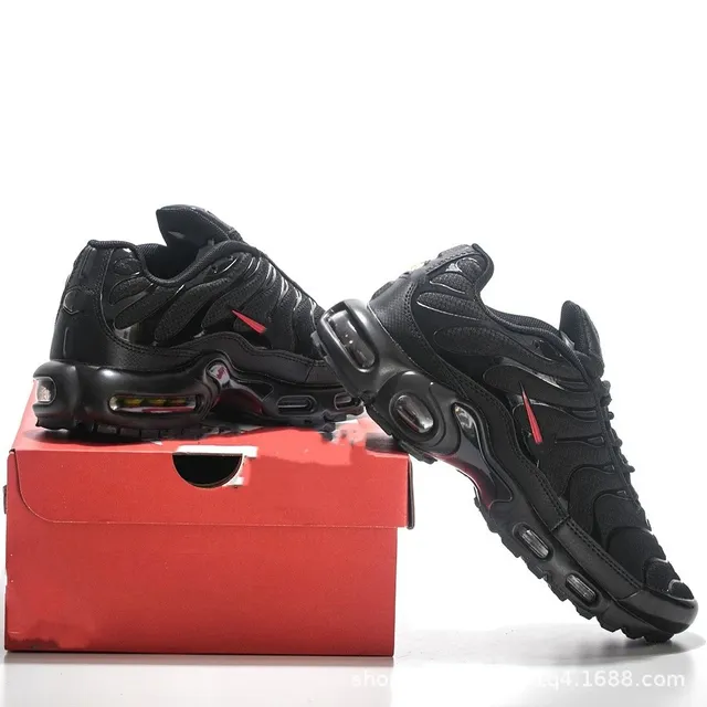Nike Air Max Plus Triple Black