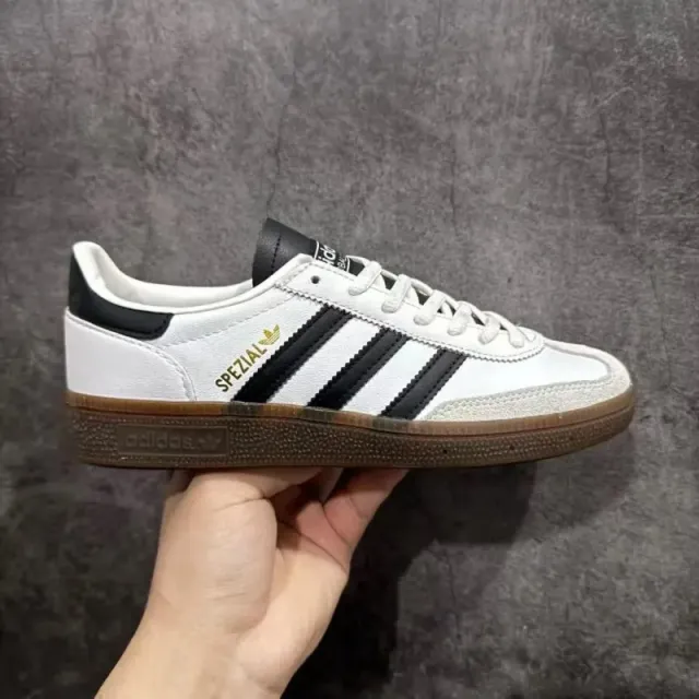 阿迪 Spezial 黑白 IE3403