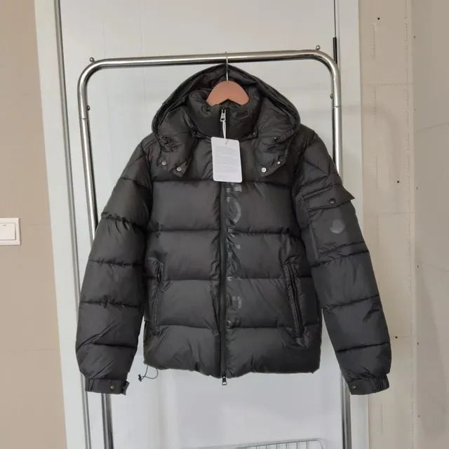 Moncler Down Jacket Classic Quilted