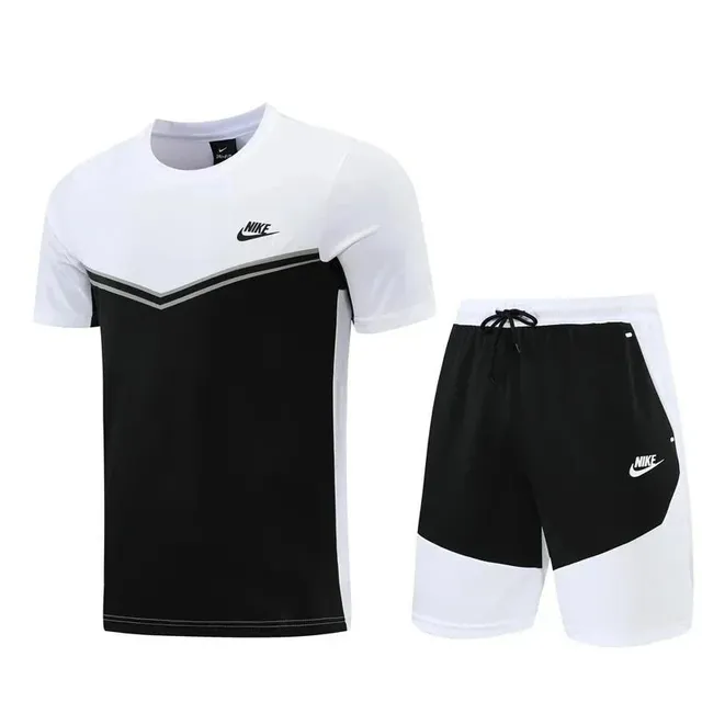 Nike T-Shirt and Shorts Set Color-Block