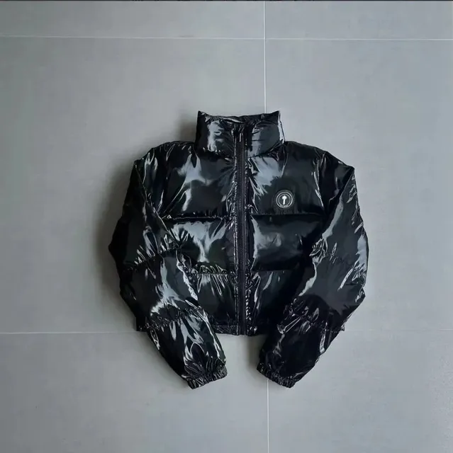 Broken Planet Puffer Jacket Glossy Black