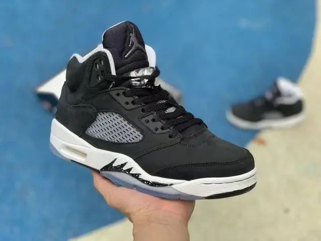 Air Jordan 5 Retro