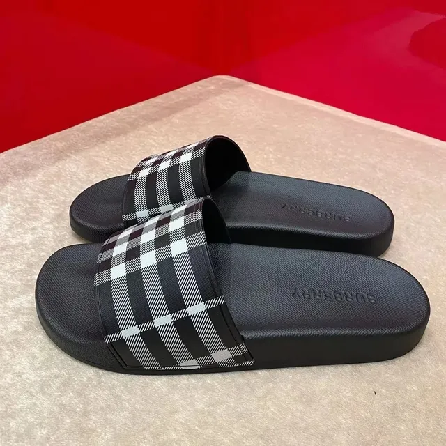 Burberry Check Slide Classic Check