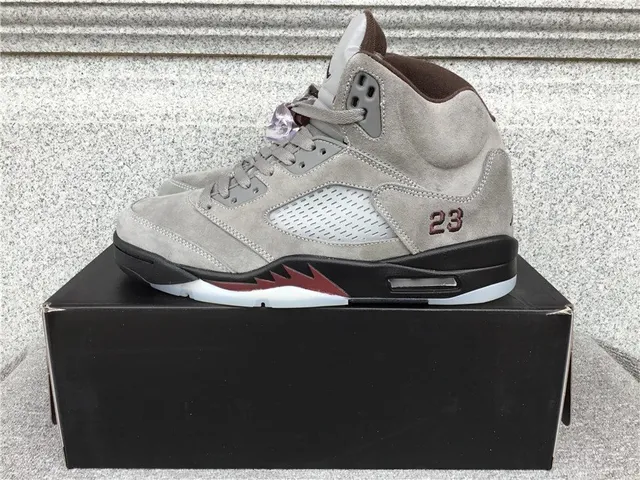 Air Jordan 5 Retro