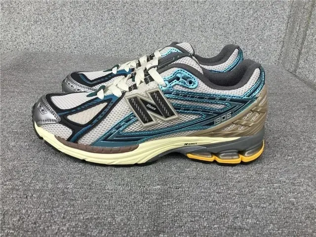 New Balance 1906R Teal and Grey
