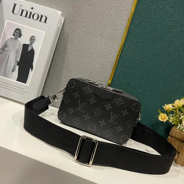Louis Vuitton Multi Pochette Accessoires Monogram Eclipse