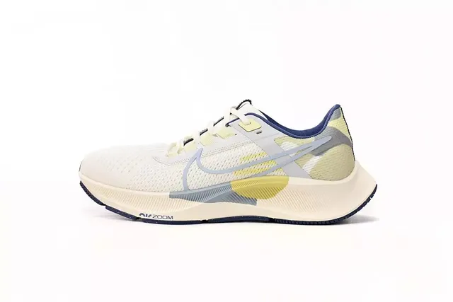 White Boarder Blue DQ5077-141