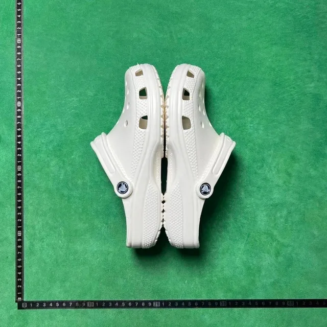 Crocs Classic Clog White
