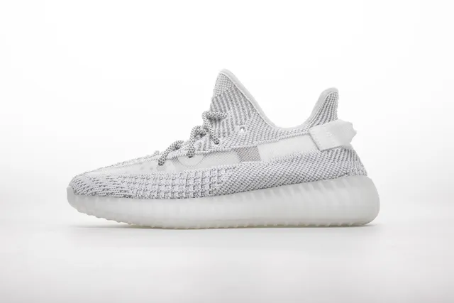 Yeezy Boost 350 V2 Zebra