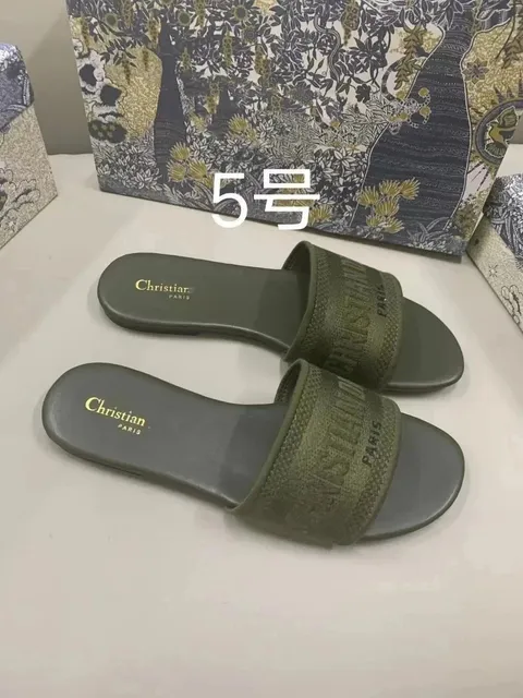 Dior B22 Slide