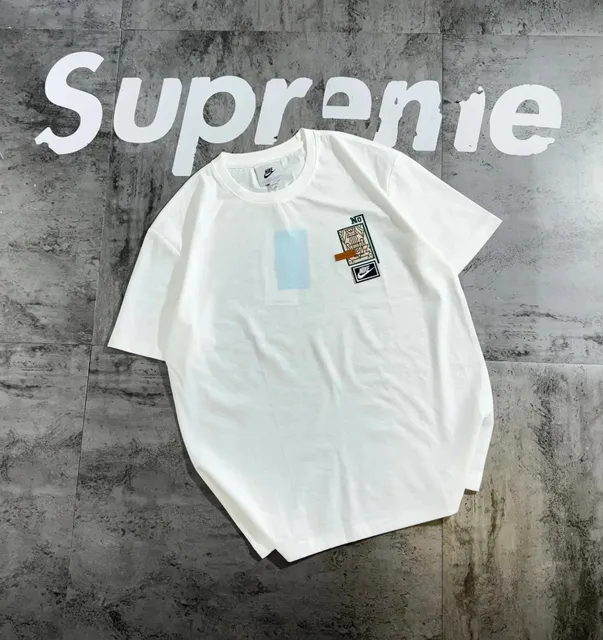 Nike × Supreme T-Shirt
