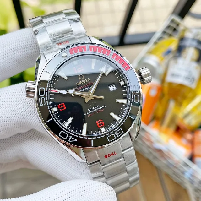 Omega Seamaster Planet Ocean Co-Axial Master Chronometer