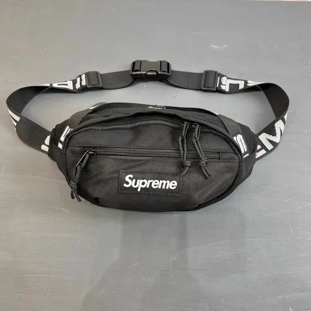Supreme Waist Bag Box Logo