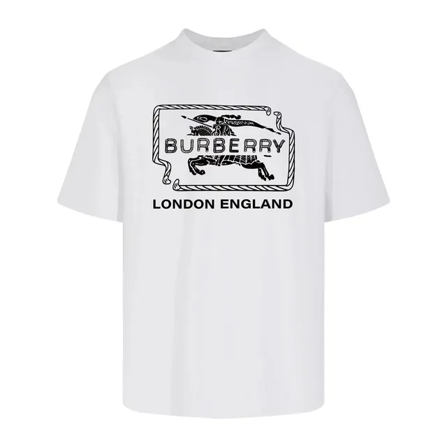 Burberry Graphic T-Shirt Equestrian Knight Logo