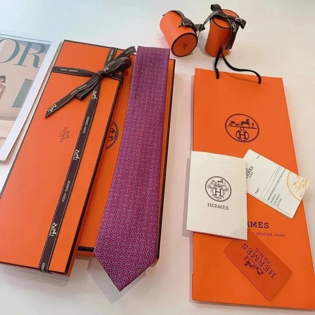 Silk Twilly Tie Hermès Pattern