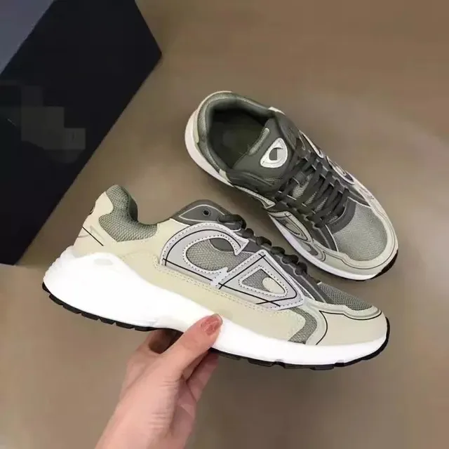Corteiz CRTZ Runner Beige Grey