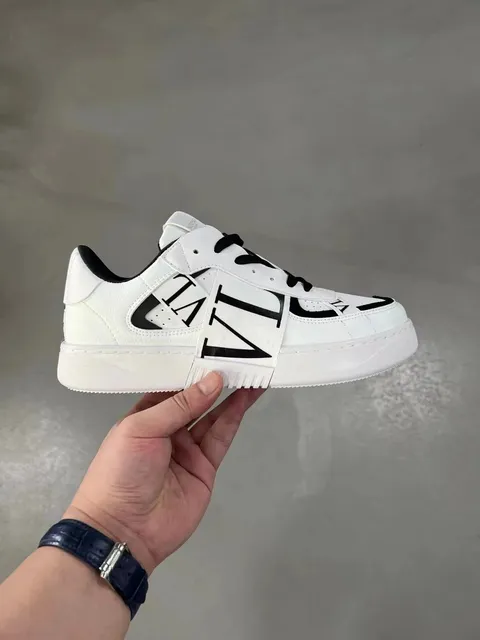 Valentino VLTN Sneaker