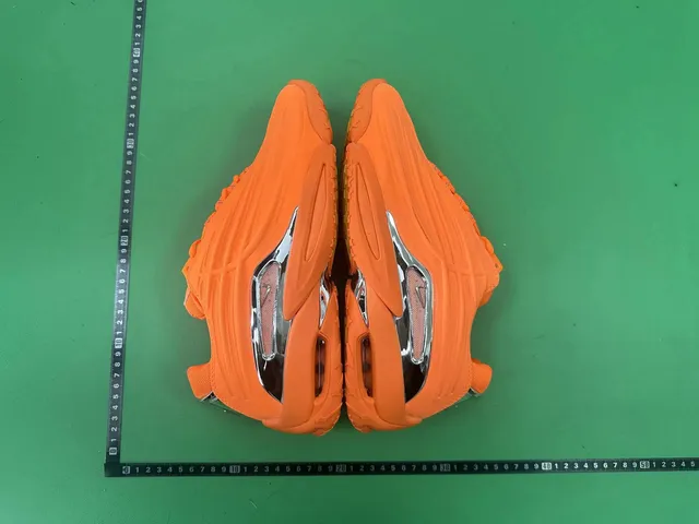 Nike Air Max TN Bright Orange