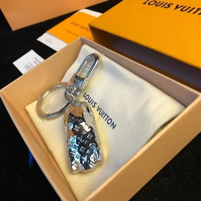Louis Vuitton Key Holder Monogram Empreinte