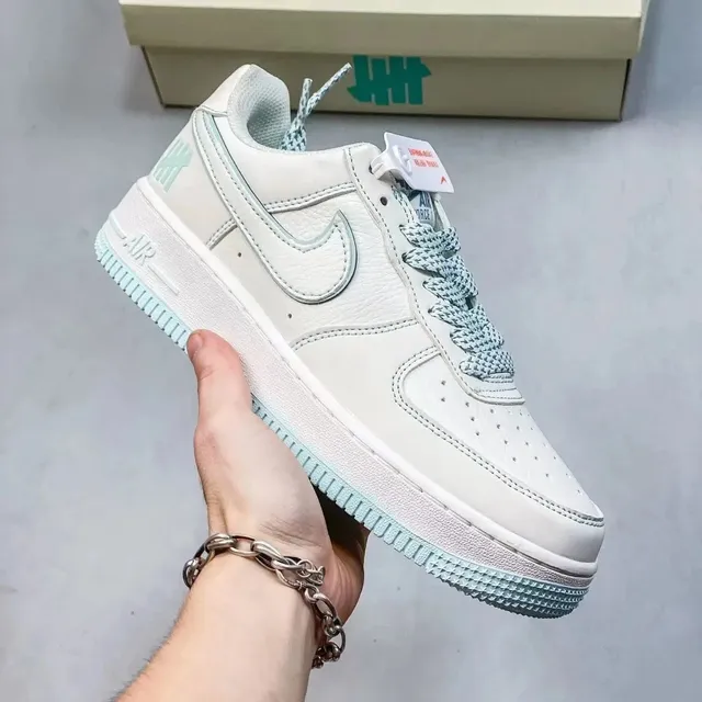 Nike Air Force 1 Low Mint Green Accents
