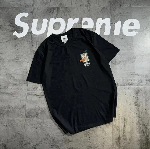 Nike × Supreme T-Shirt