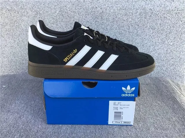 Adidas Samba Classic