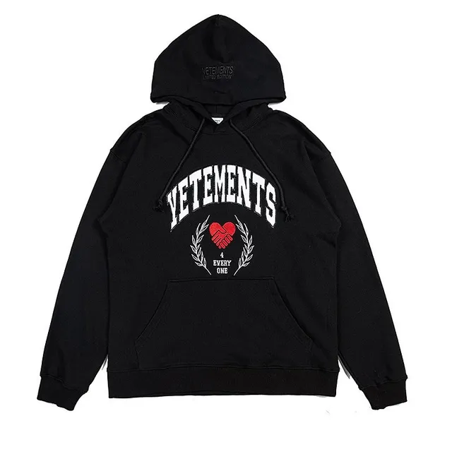 Vetements Hoodie Every One Heart