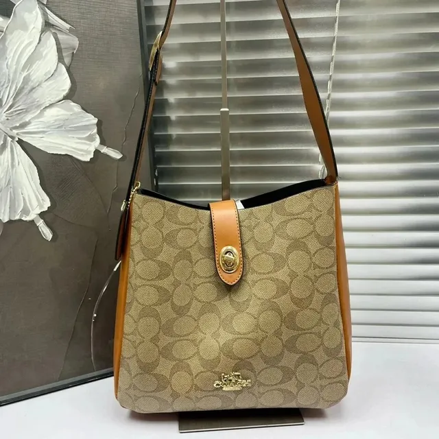 Coach Hobo Bag Signature Canvas
